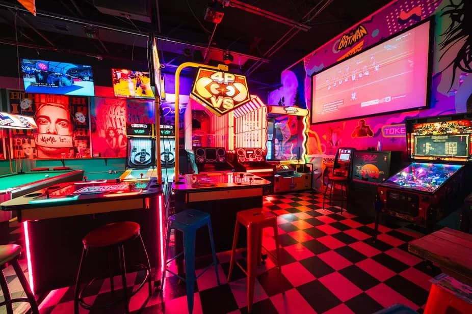 Rad Retrocade West