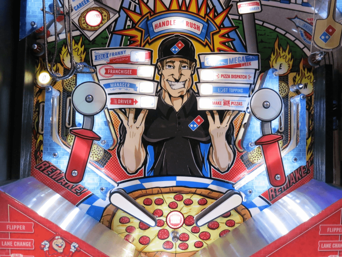 Domino's Spectacular Pinball Adventure thumbnail 5