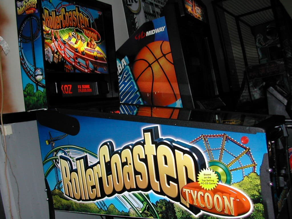 RollerCoaster Tycoon - photo 20