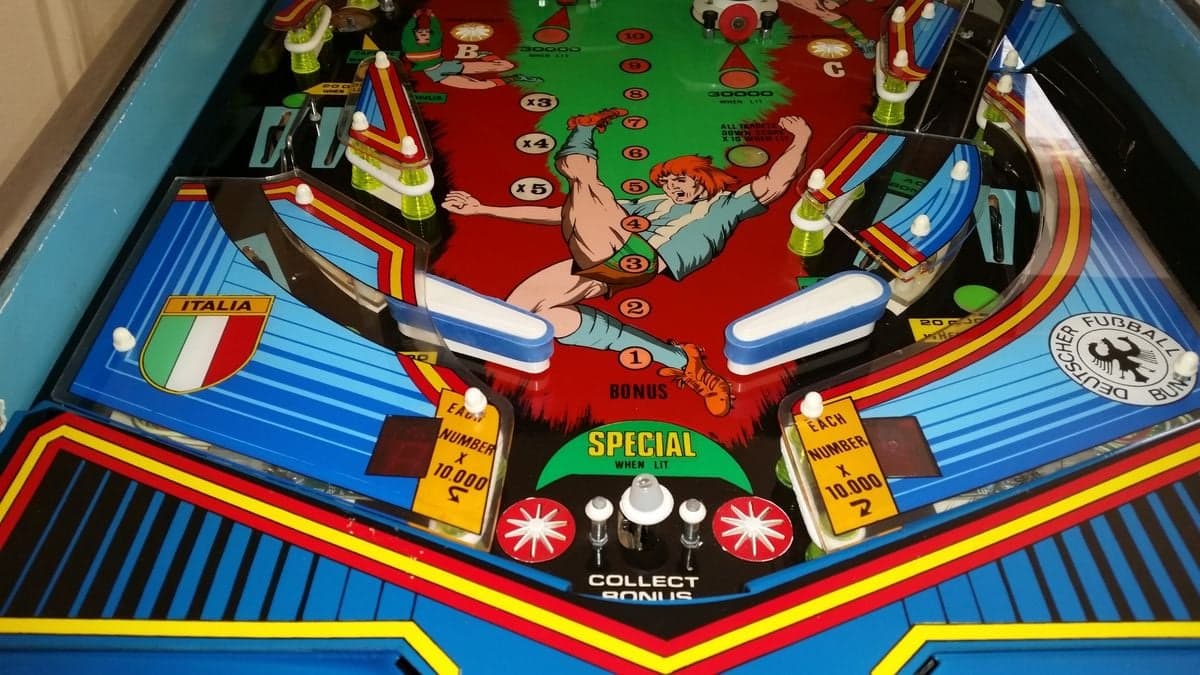 Spain 82 thumbnail 3