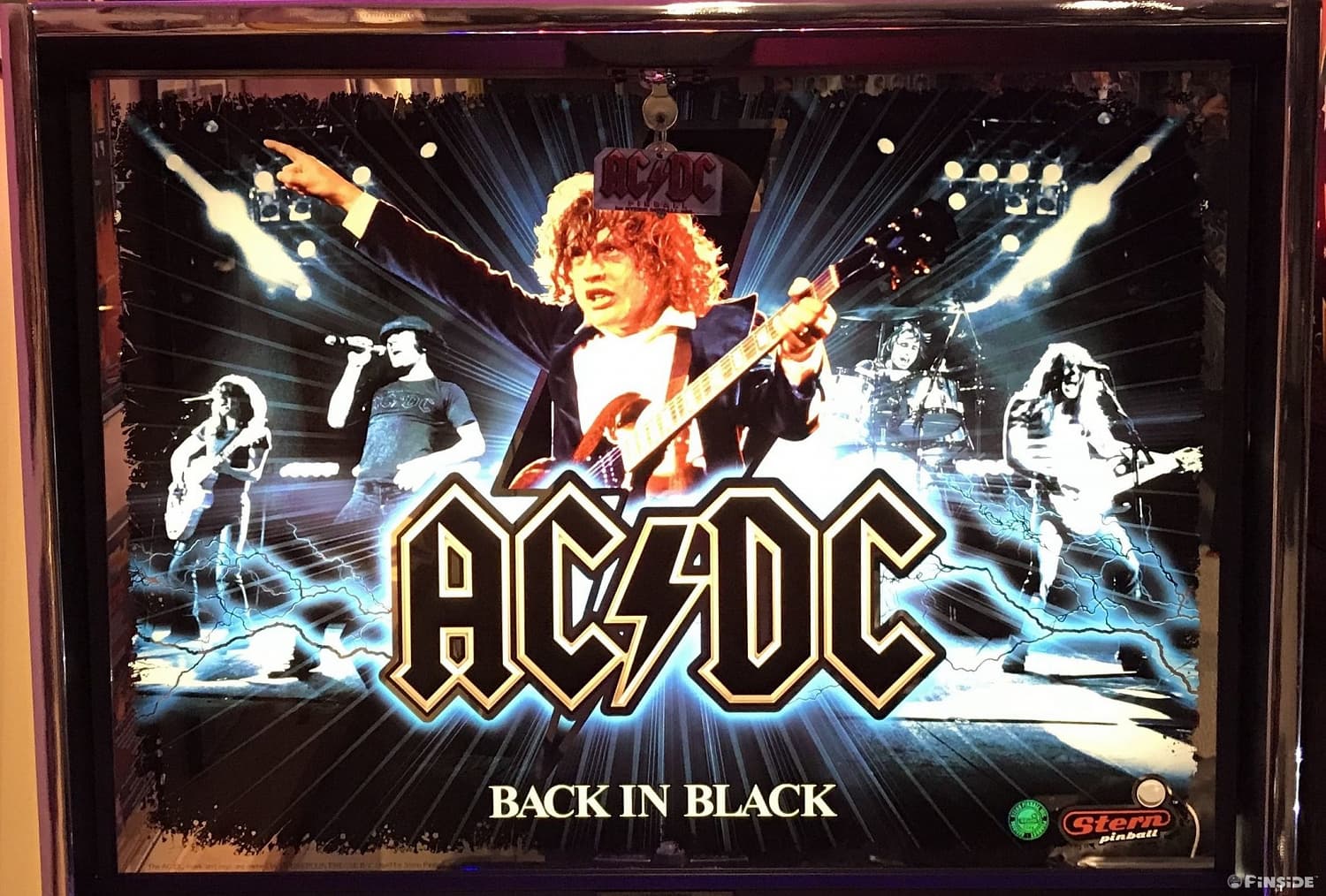 AC/DC photo 3
