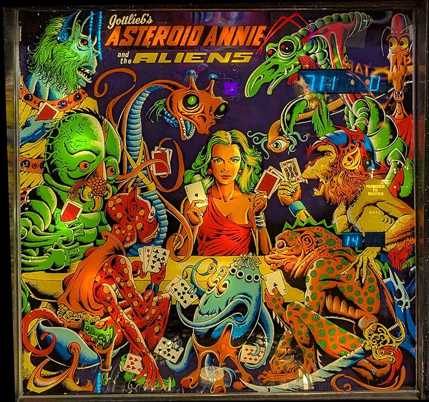 Asteroid Annie and the Aliens photo 2