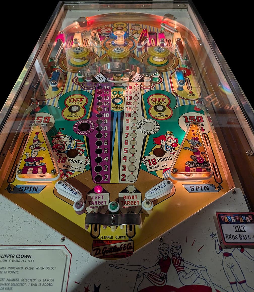 Flipper Clown photo 1