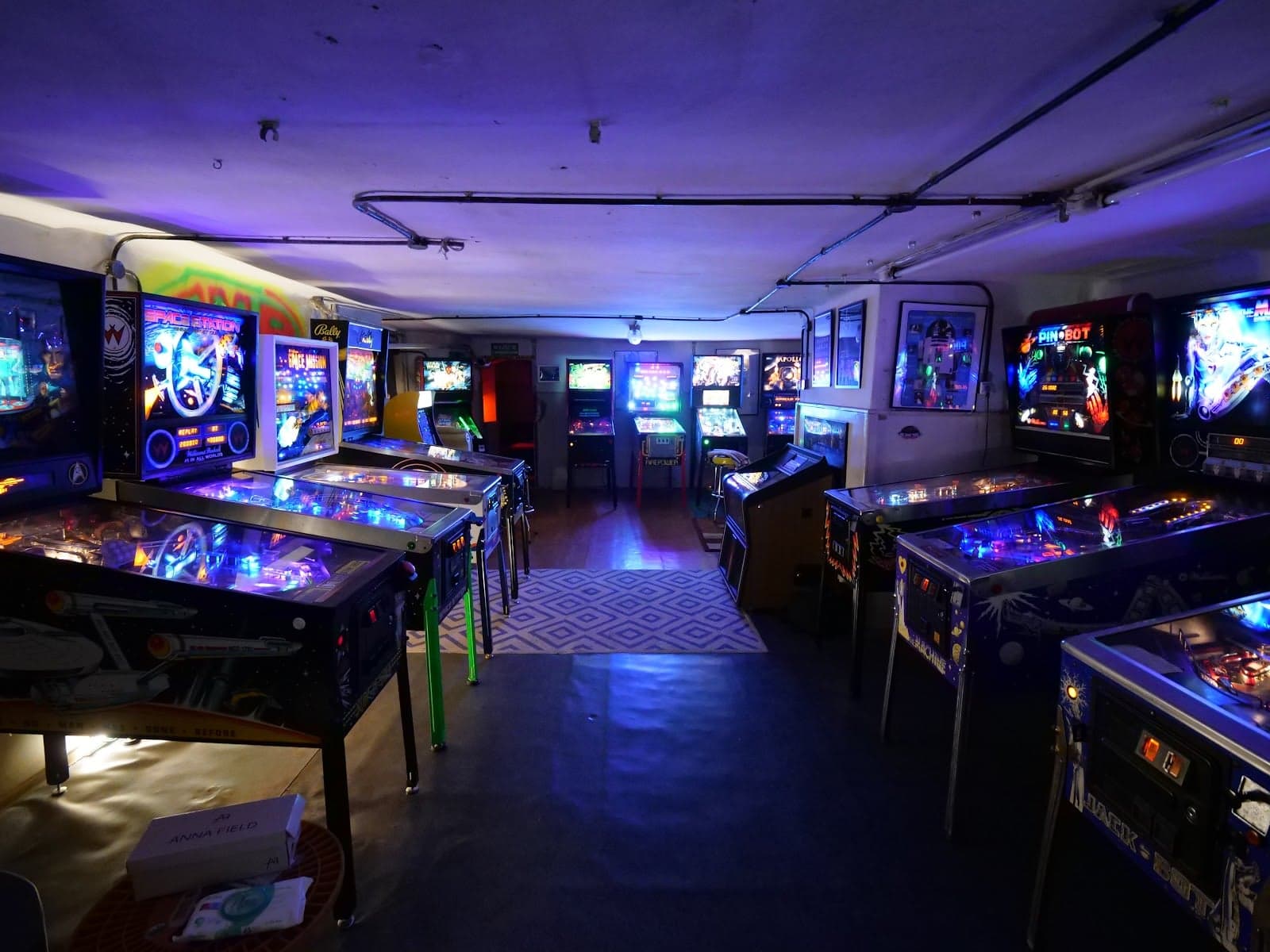 Game Room Retro Underground