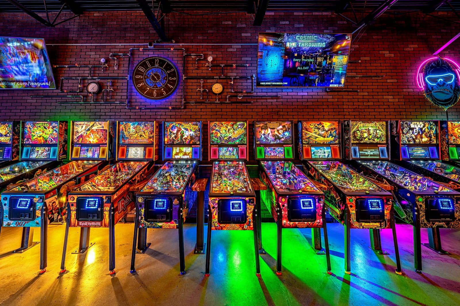 Level Up Pinball Bar