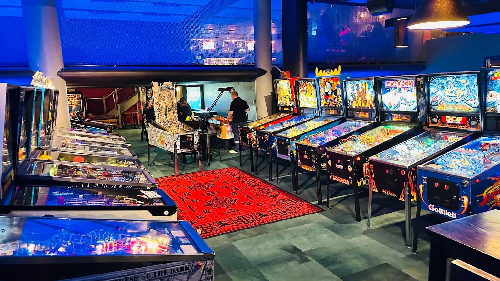 The Lanes Bar and Bowling