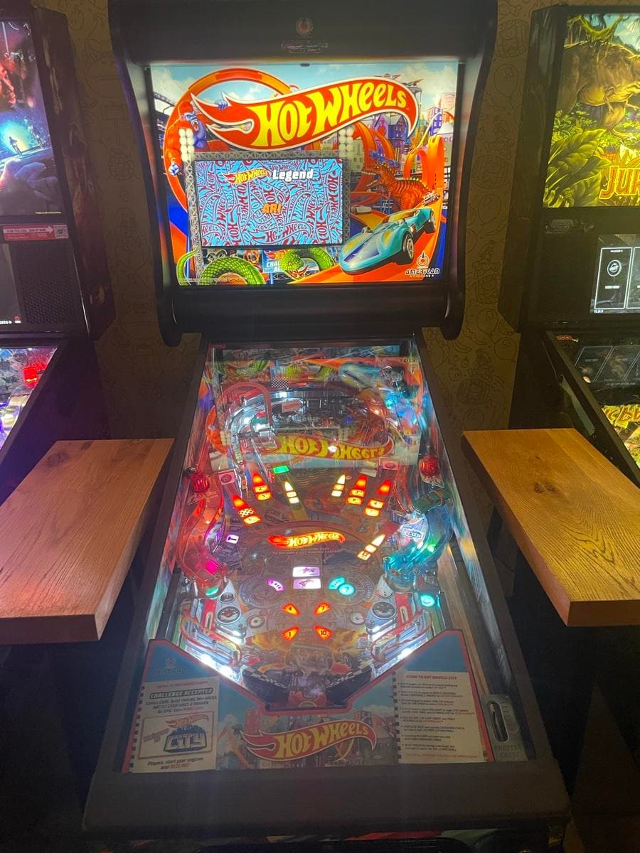 16-Bit Bar+Arcade photo 2