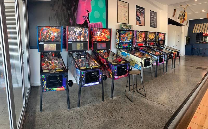 Benny's Pinball Bar (Ivory Tavern) photo 2