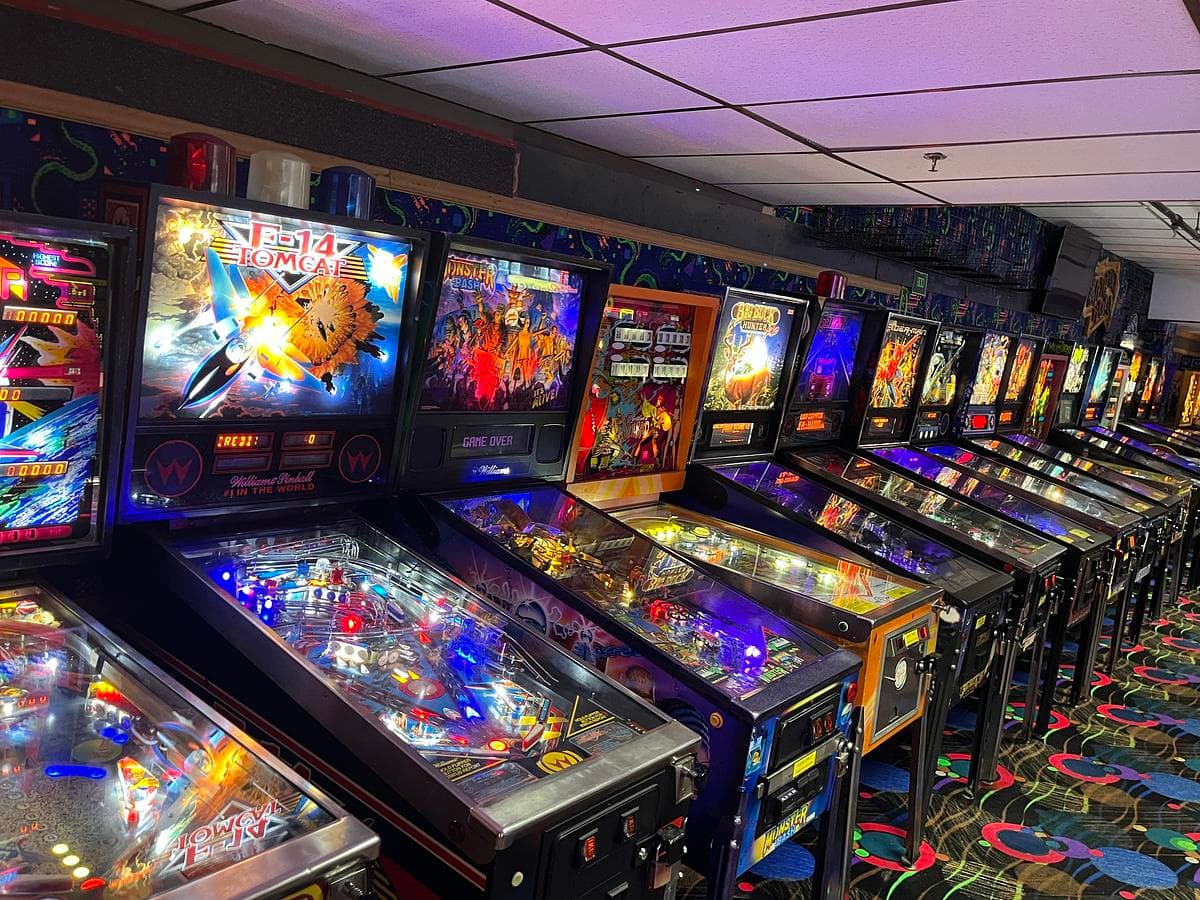 Blainbrook Entertainment Center photo 6