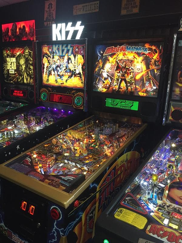 Buck's Tobaccoria photo 1