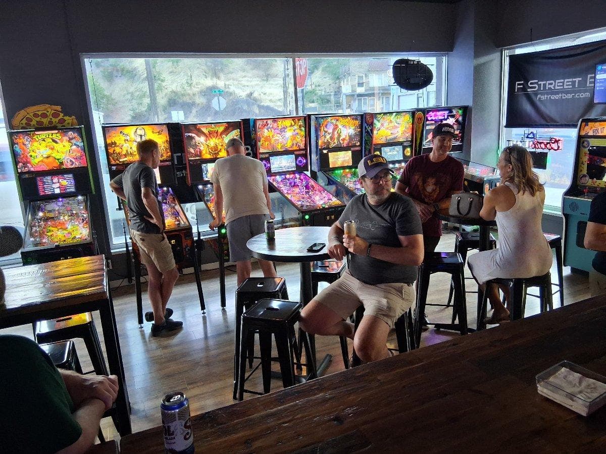 F Street Bar photo 1