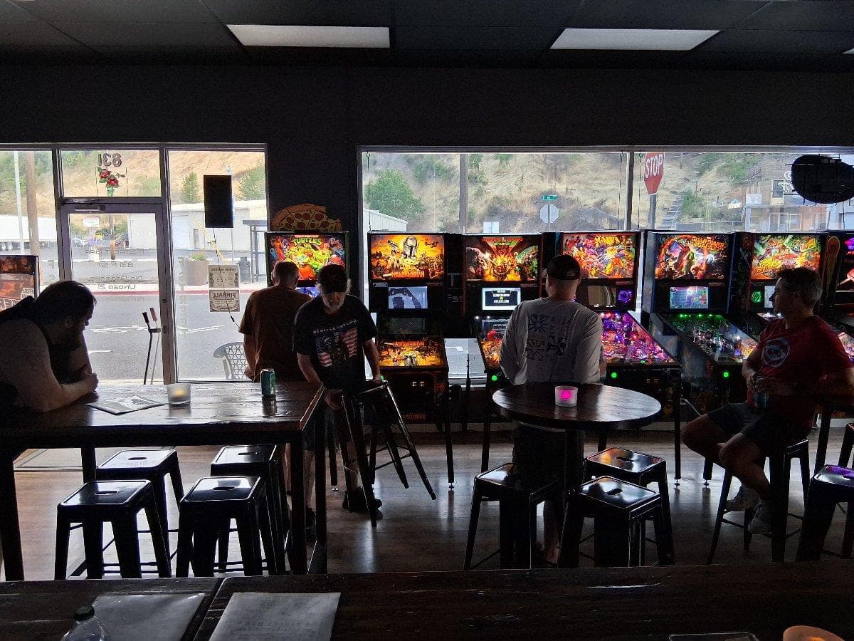 F Street Bar photo 2