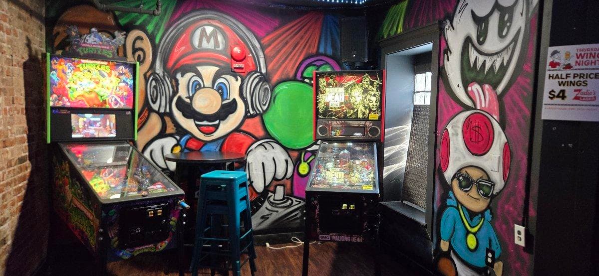 GameOn Bar + Arcade DC photo 3