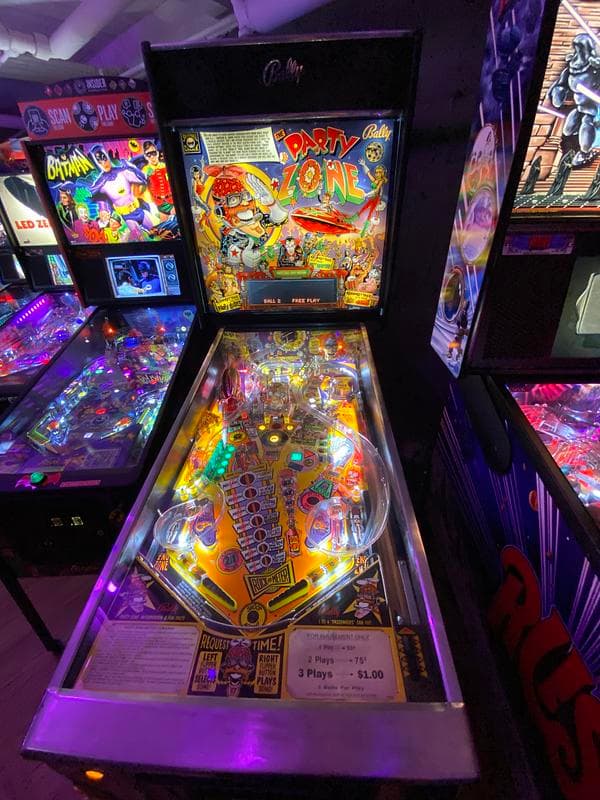Gravitate Pinball photo 4