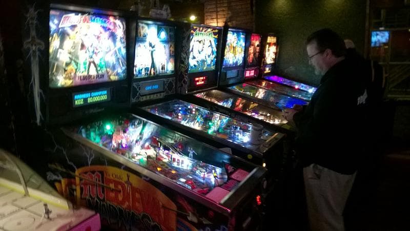 Headquarters Beercade - River North photo 4