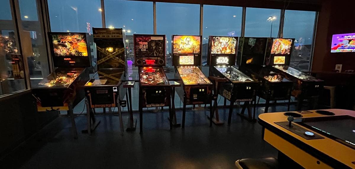 Level One Bar + Arcade photo 3