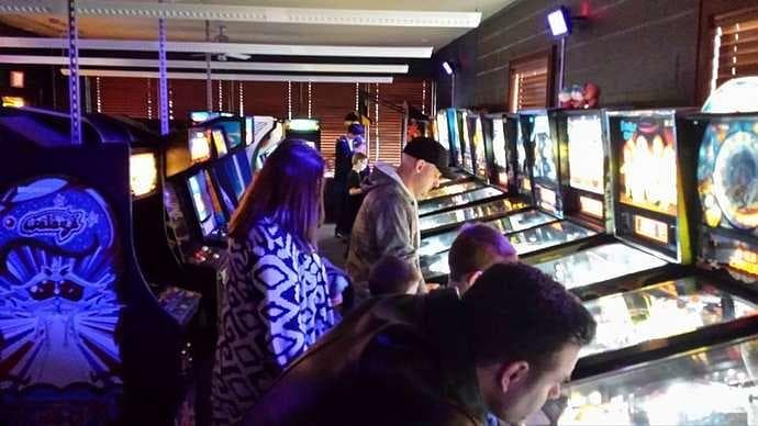 Old School Pinball & Arcade photo 3