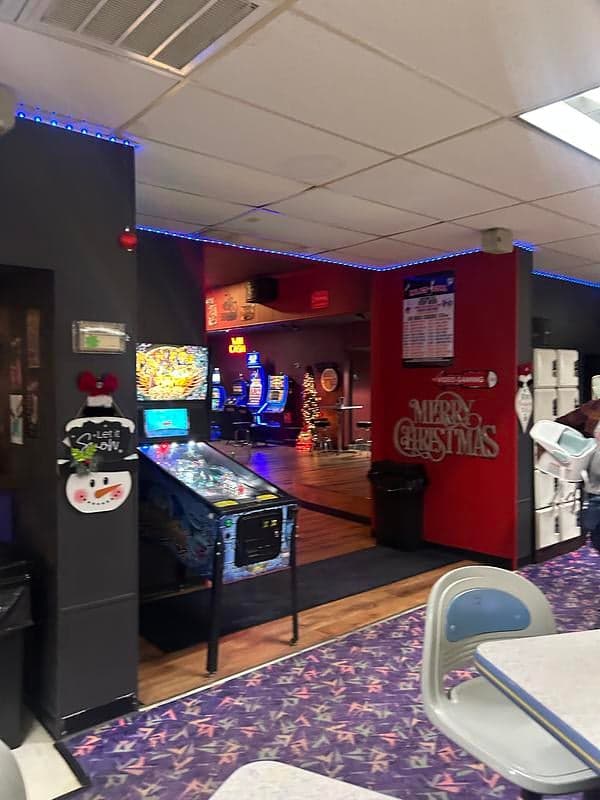 Palace Bowl photo 1