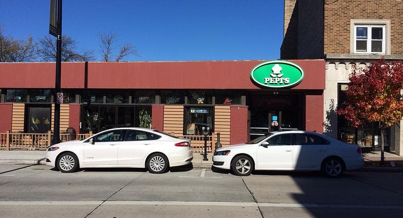 Pepi's Pub and Grill photo 1