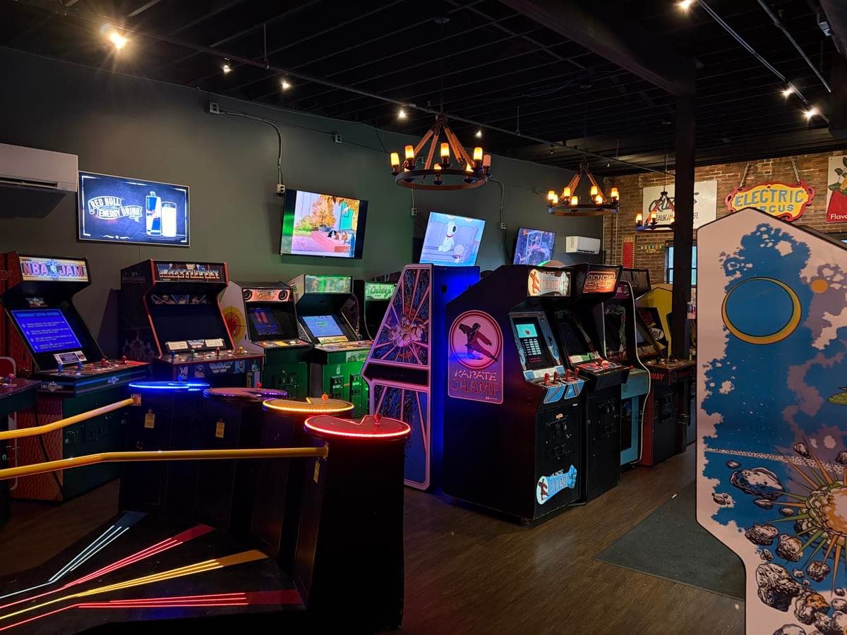 PIXELS - Pints & Bytes photo 2