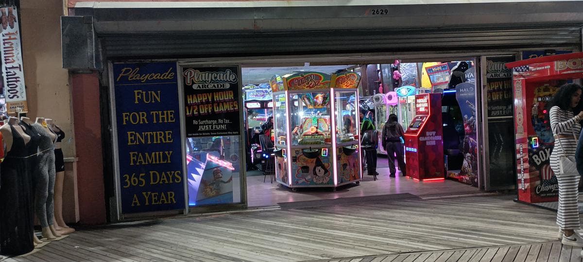 Playcade Arcade photo 2