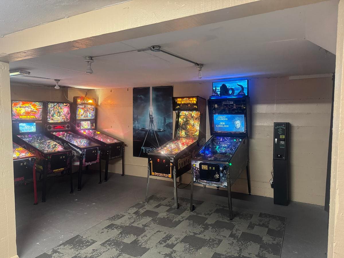 Reno Pinball Underground photo 2