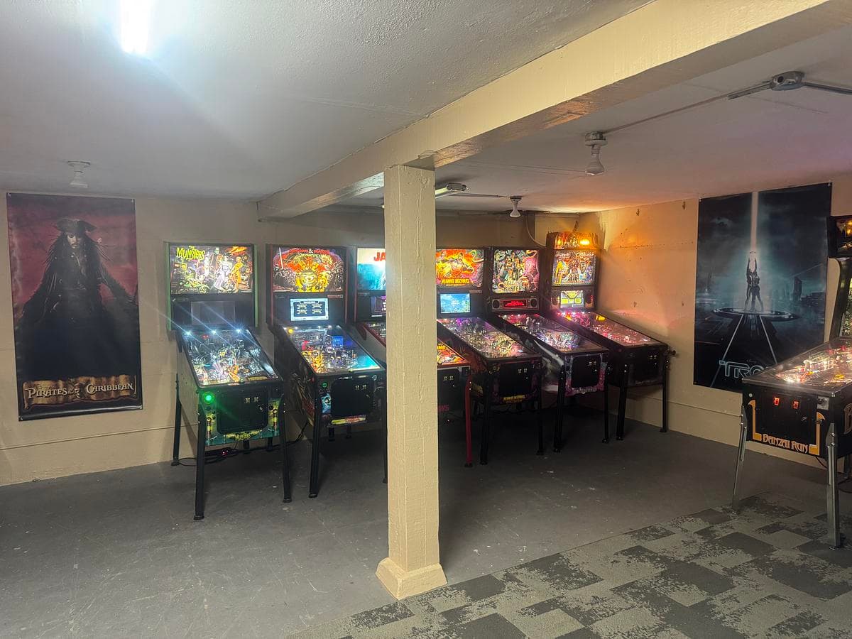 Reno Pinball Underground photo 3