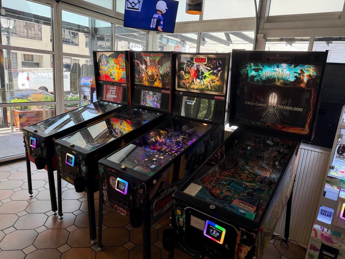 Tin Pin Game Bar photo 1