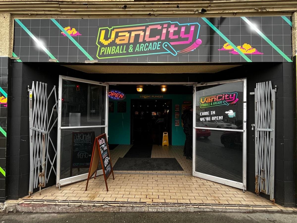 VanCity Pinball & Arcade photo 4