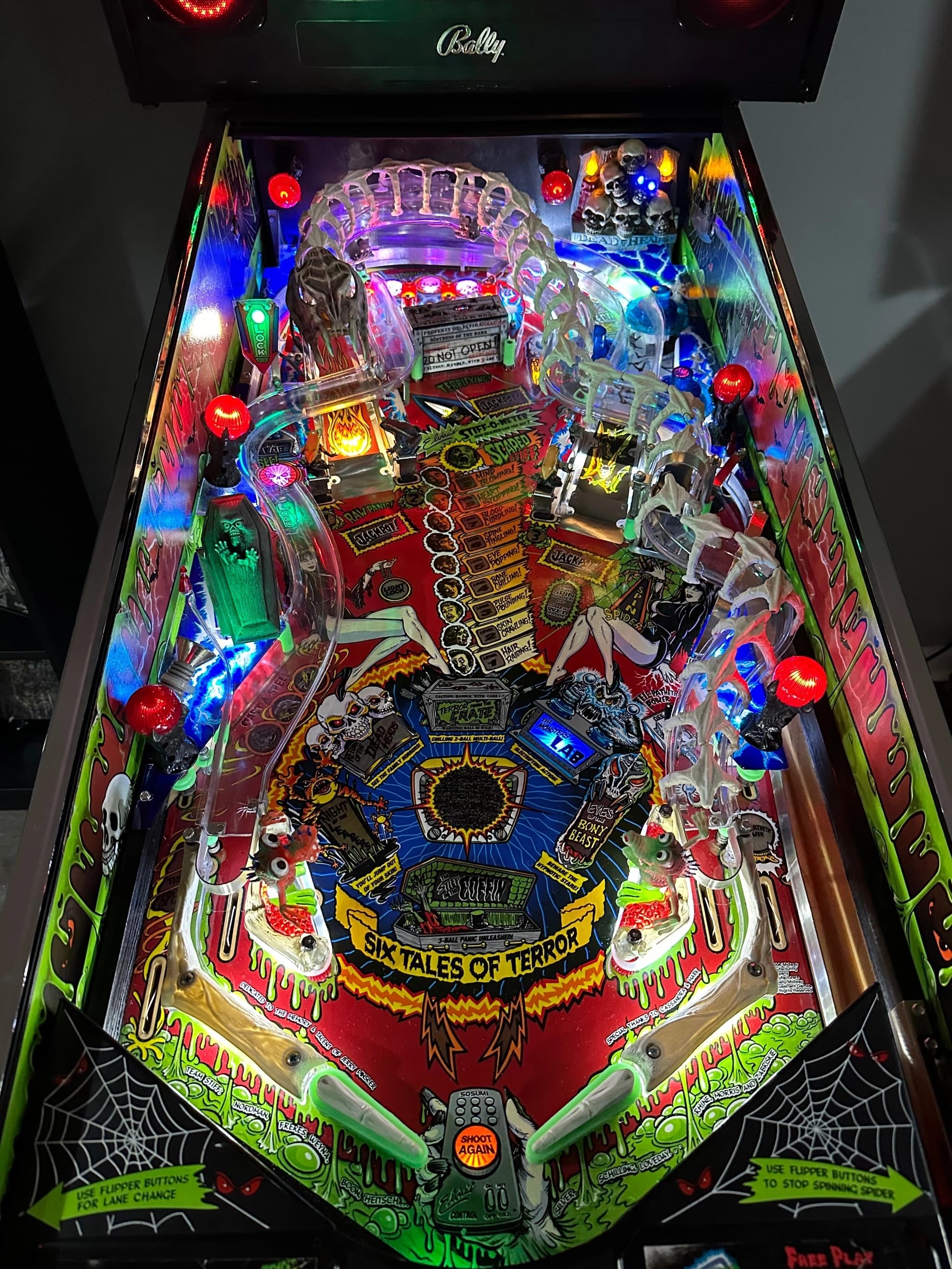 scared stiff pinball playfield overview