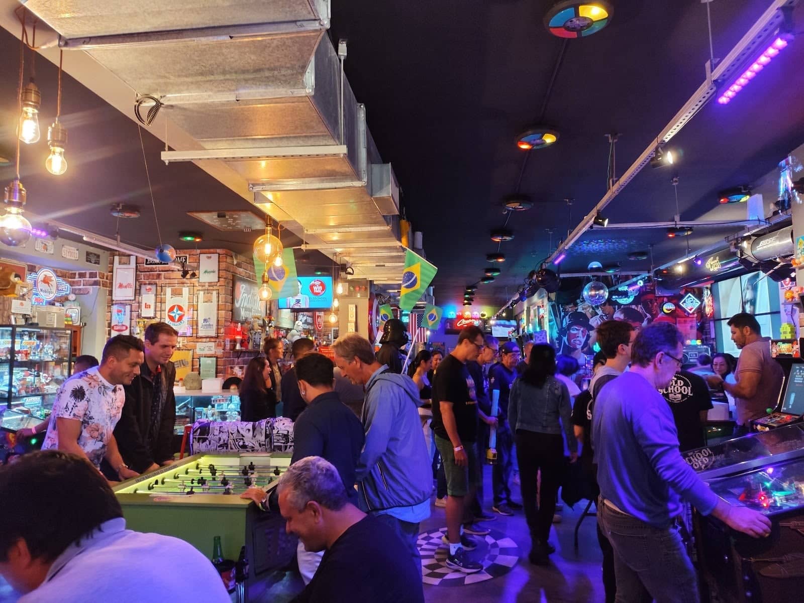Old School Pinball Experience