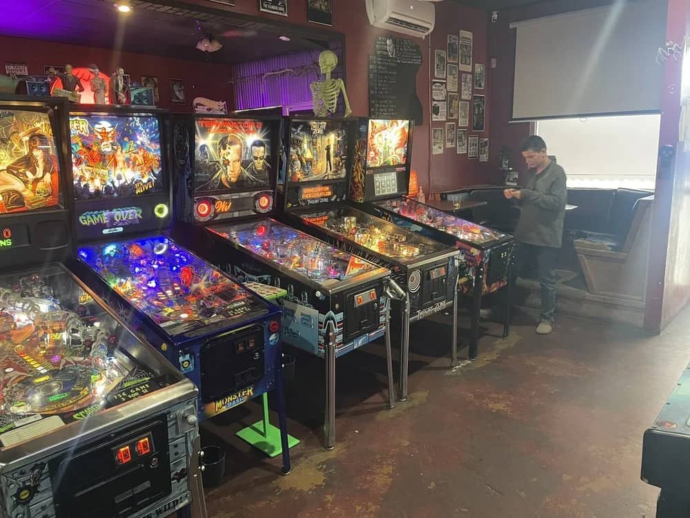 Electric Bat Arcade / Yucca Tap Room