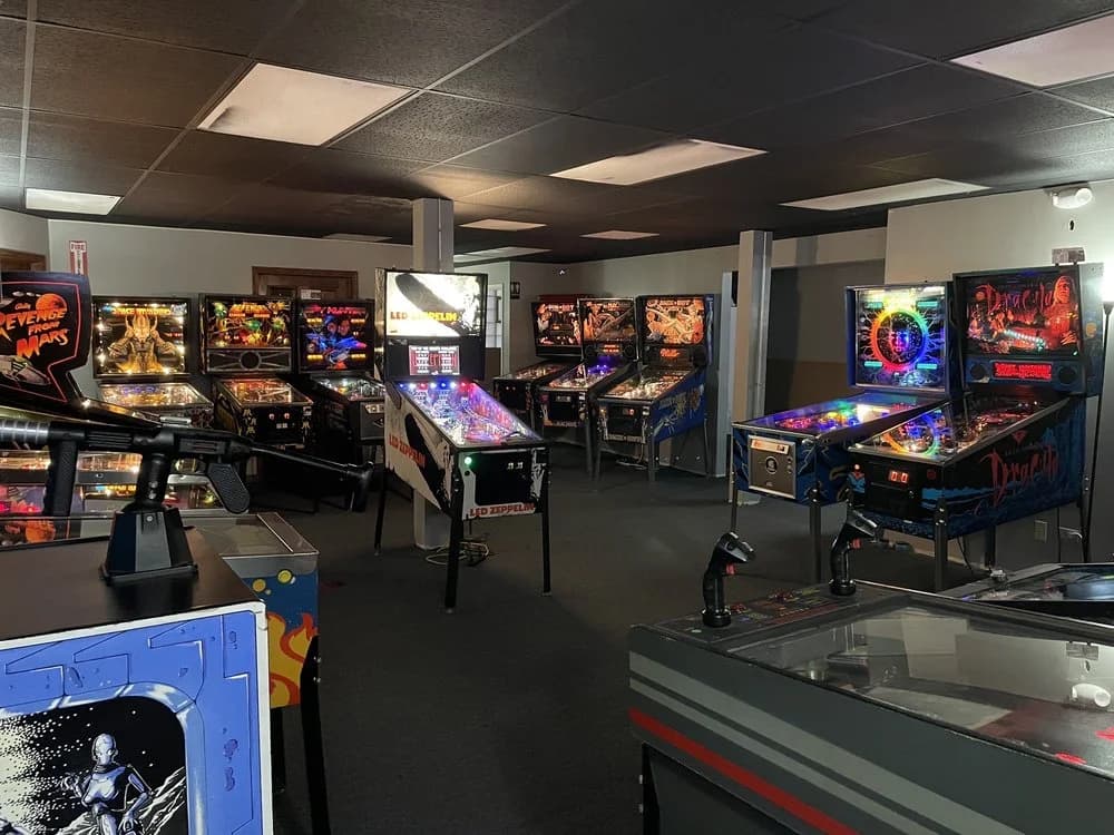 Galloping Ghost Pinball