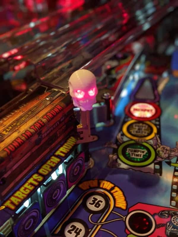 Elvira's House of Horrors Illuminated Skeleton Key Mod