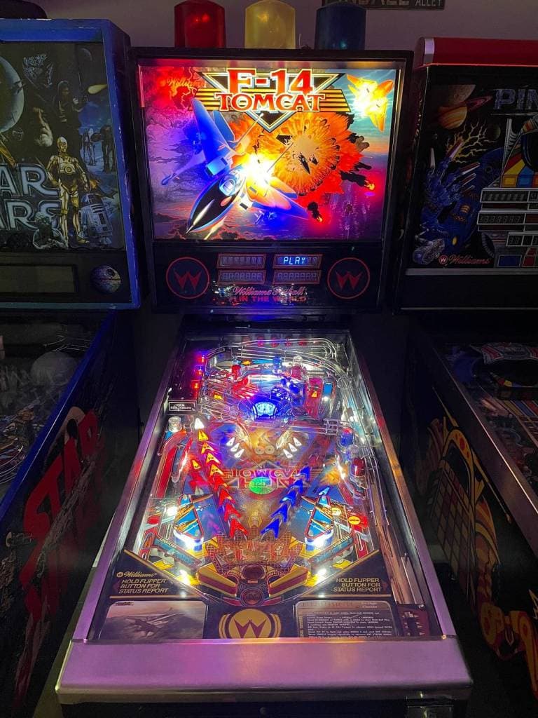 popular 1980s pinball f-14 tomcat pinball