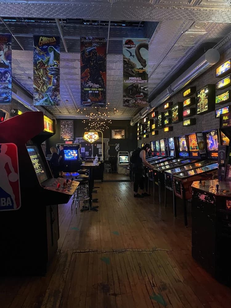 logan arcade pinball bar chicago illinois