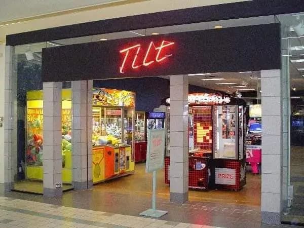 tilt retro arcade photo